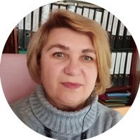 Головна спеціалістка з питань виховної роботи i позашкільної освіти відділу освіти Червоноградської міської ради Галина Лобащук